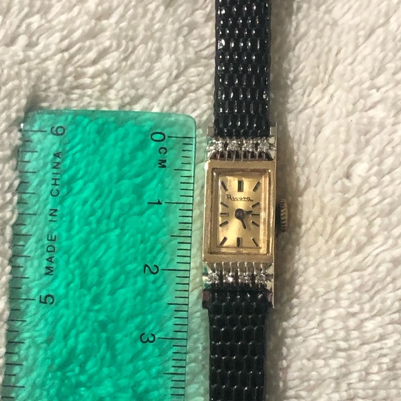 10k yellow gold & diamond RIVERA Ladies’ Wristwatch - Picture 4 of 4